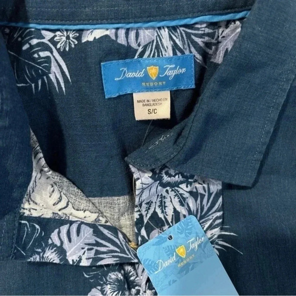 David Taylor Resort Men’s Short Sleeve Shirt Blue Hawaiian Print Size Small - Picture 5 of 7